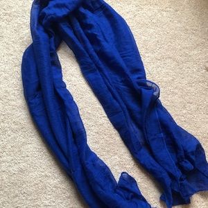 Blue scarf